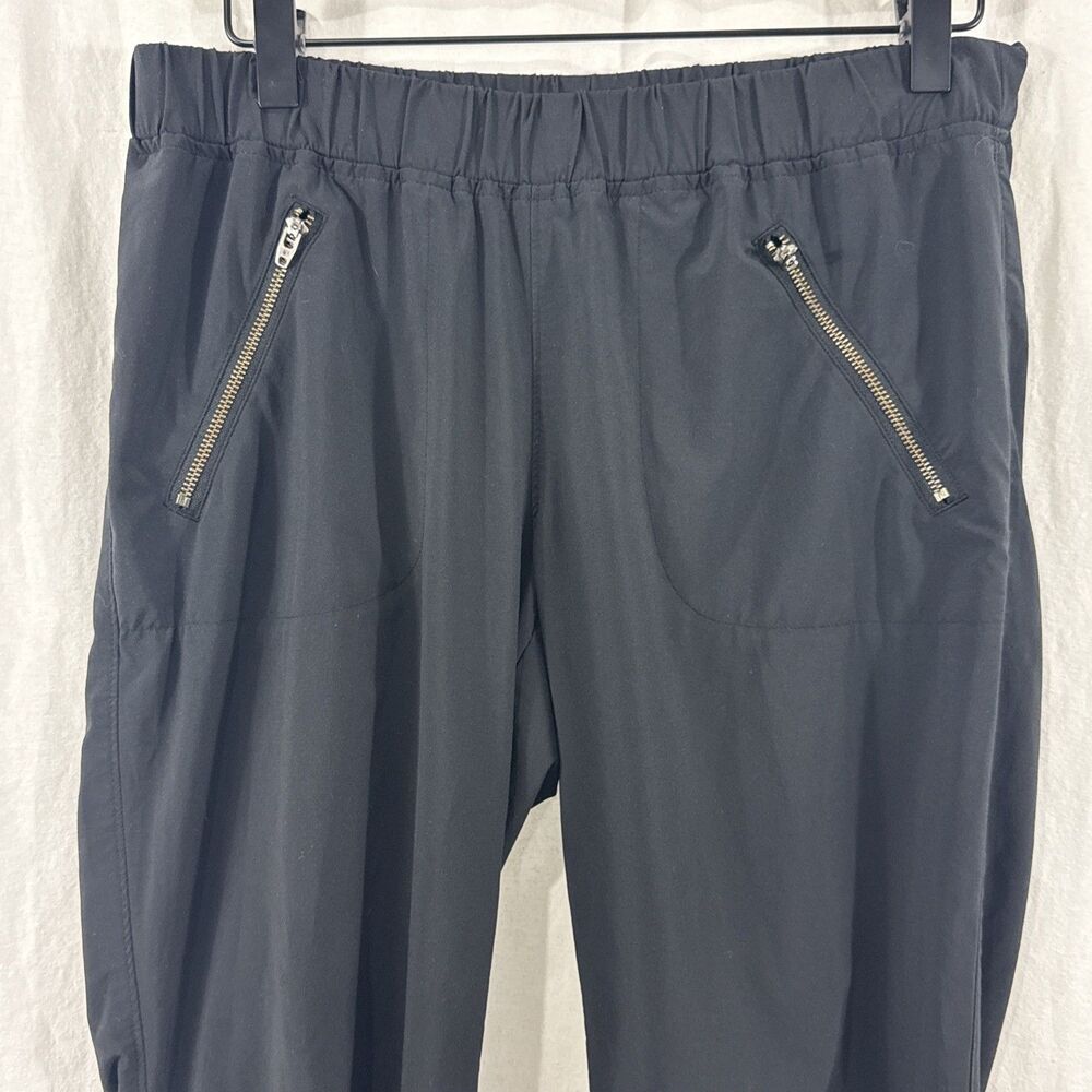 Athleta Ariel Aspire Black Ankle Pants Womens Sz 6 Minimalist Travel Lightweight - Picture 4 of 11
